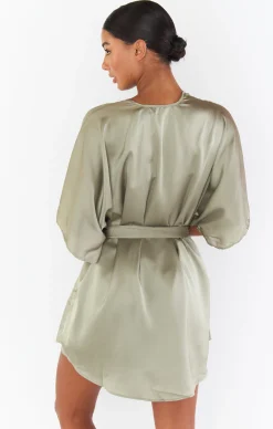 Kids Show Me Your Mumu First Look Robe