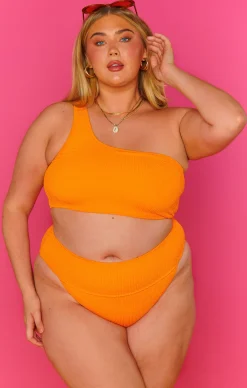 Show Me Your Mumu Float On Top