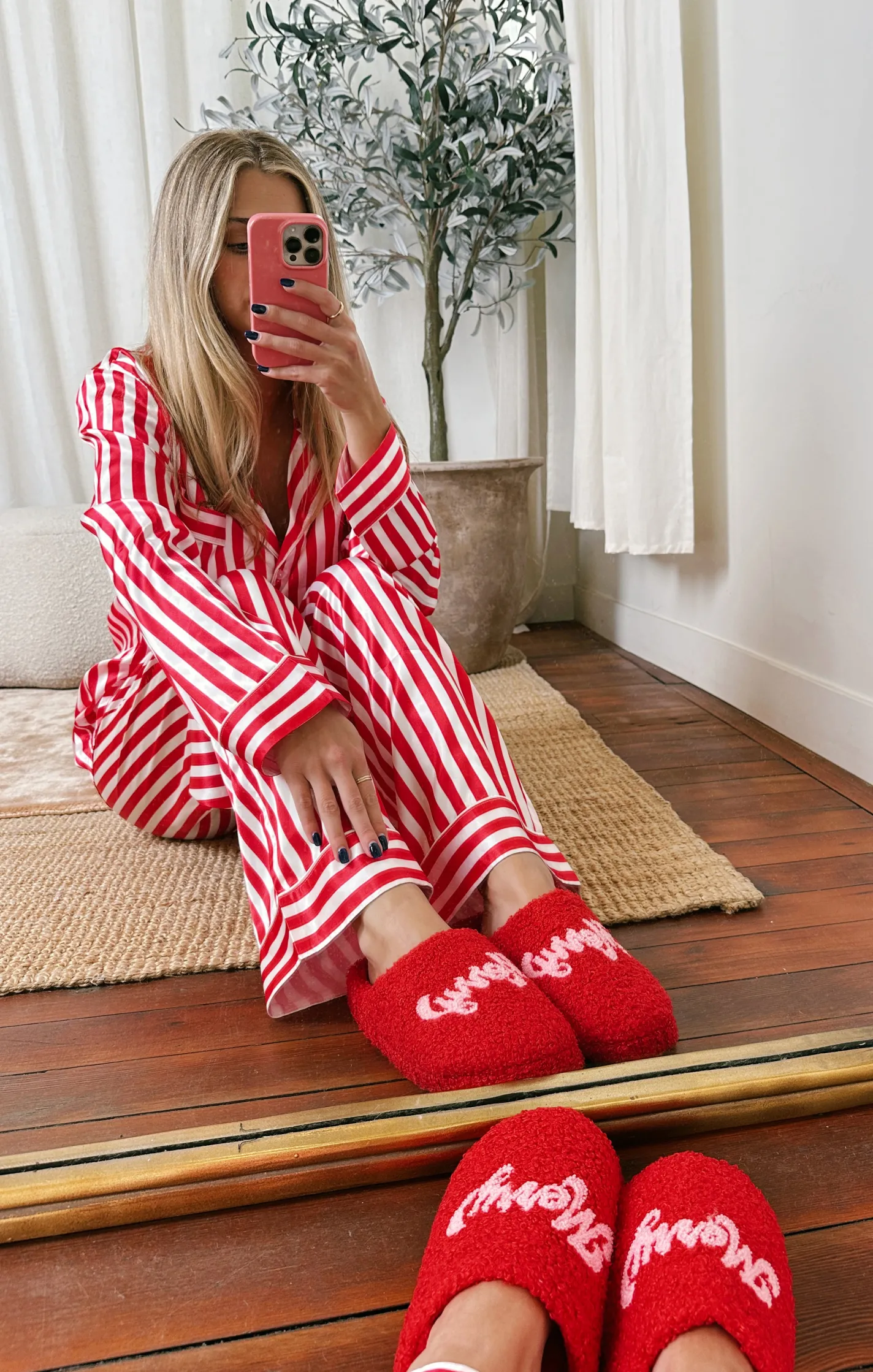 Show Me Your Mumu Merry Slippers